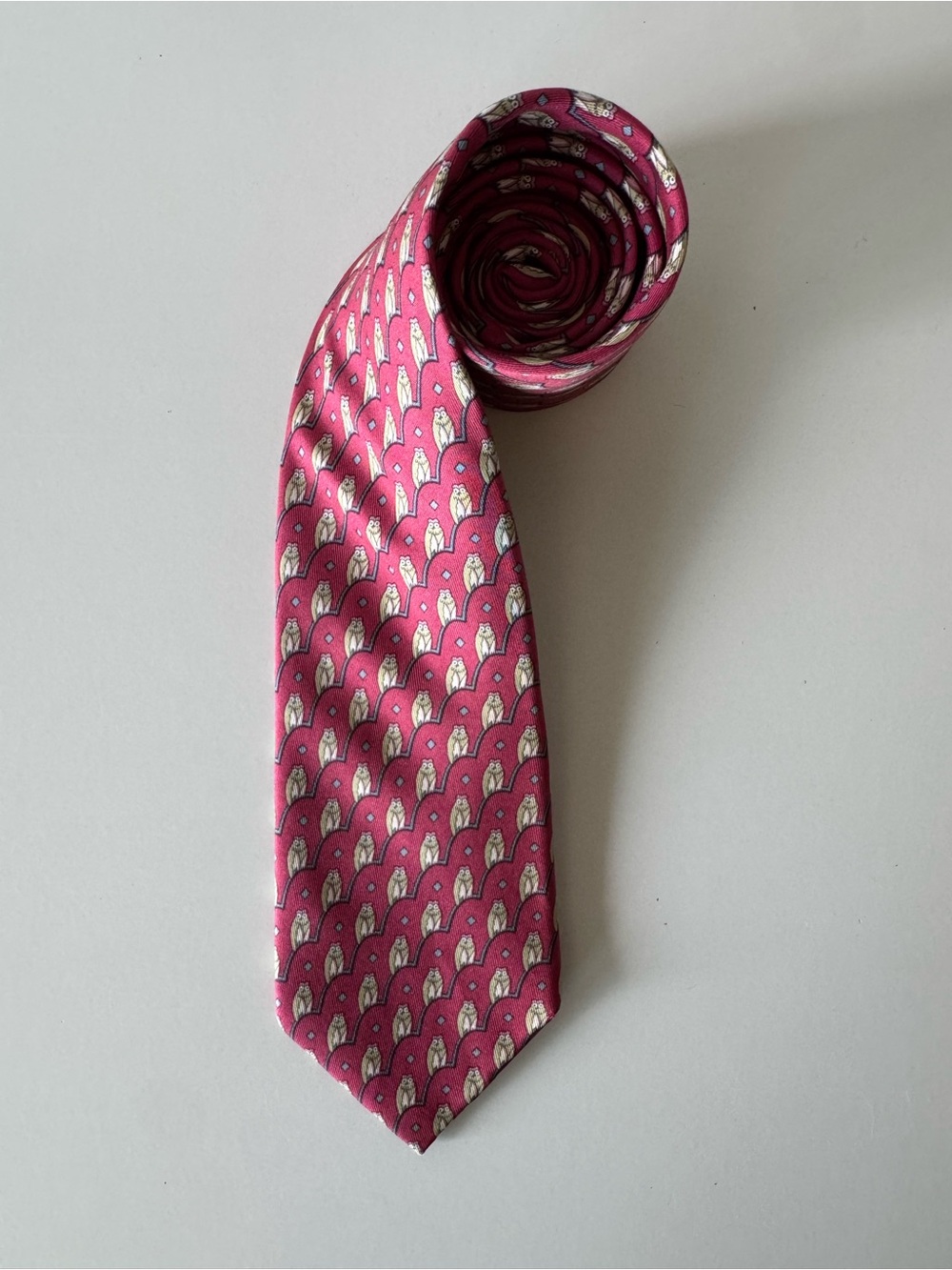 Hermes Classic Pink Owl Patterned Men’s Silk Tie